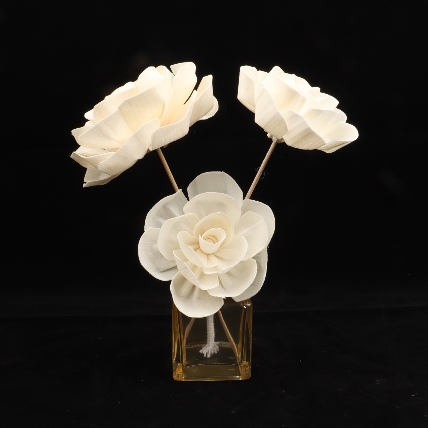 100% fait à la main naturel blanc coloré rotin roseau diffuseur séché Rose Sola bois fleurs pour la décoration