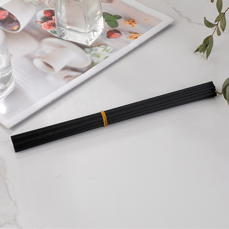Bâtons de diffuseur de parfum sans colle, bâtons de volatilisation de fibres comme accessoires de parfum, bâtons de roseaux sans feu pour la dispersion des parfums d'huiles essentielles, vente en gros